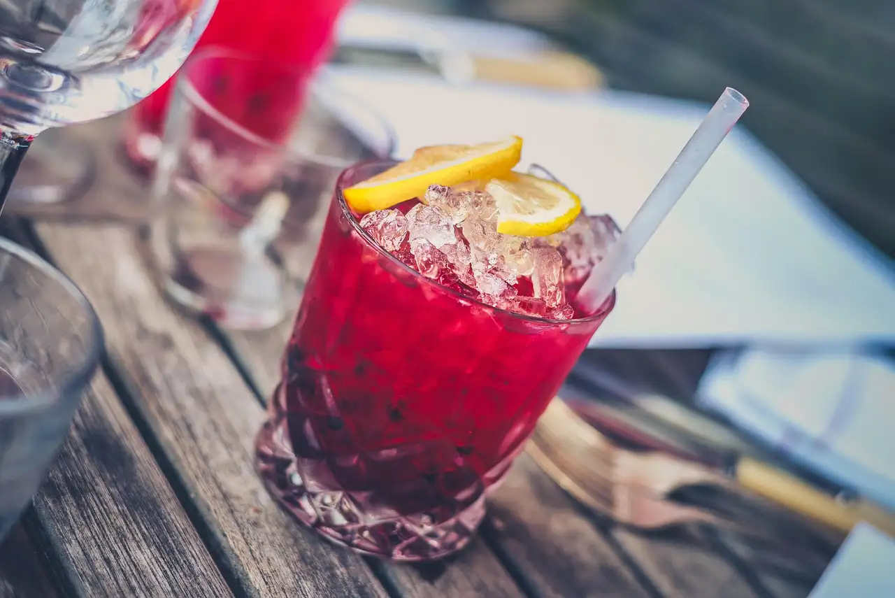 Maak je eigen ice tea met alcohol: recepten en tips